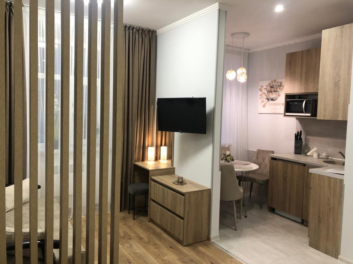 לבוב Homelike Apartment מראה חיצוני תמונה